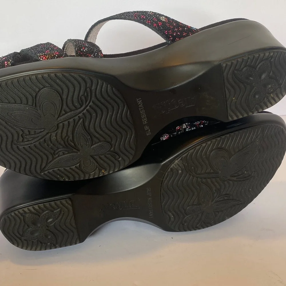 Alegria Wedge Sandals Womens 40 Black Floral‎ Slip Resistant Comfort Excellent